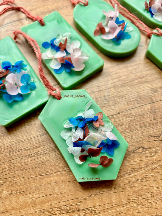 FLORAL WAX SACHET